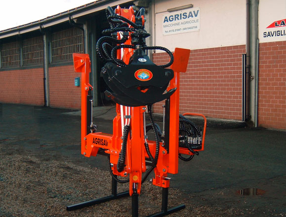 P.A.S. 350 a riposo sui suoi piedini